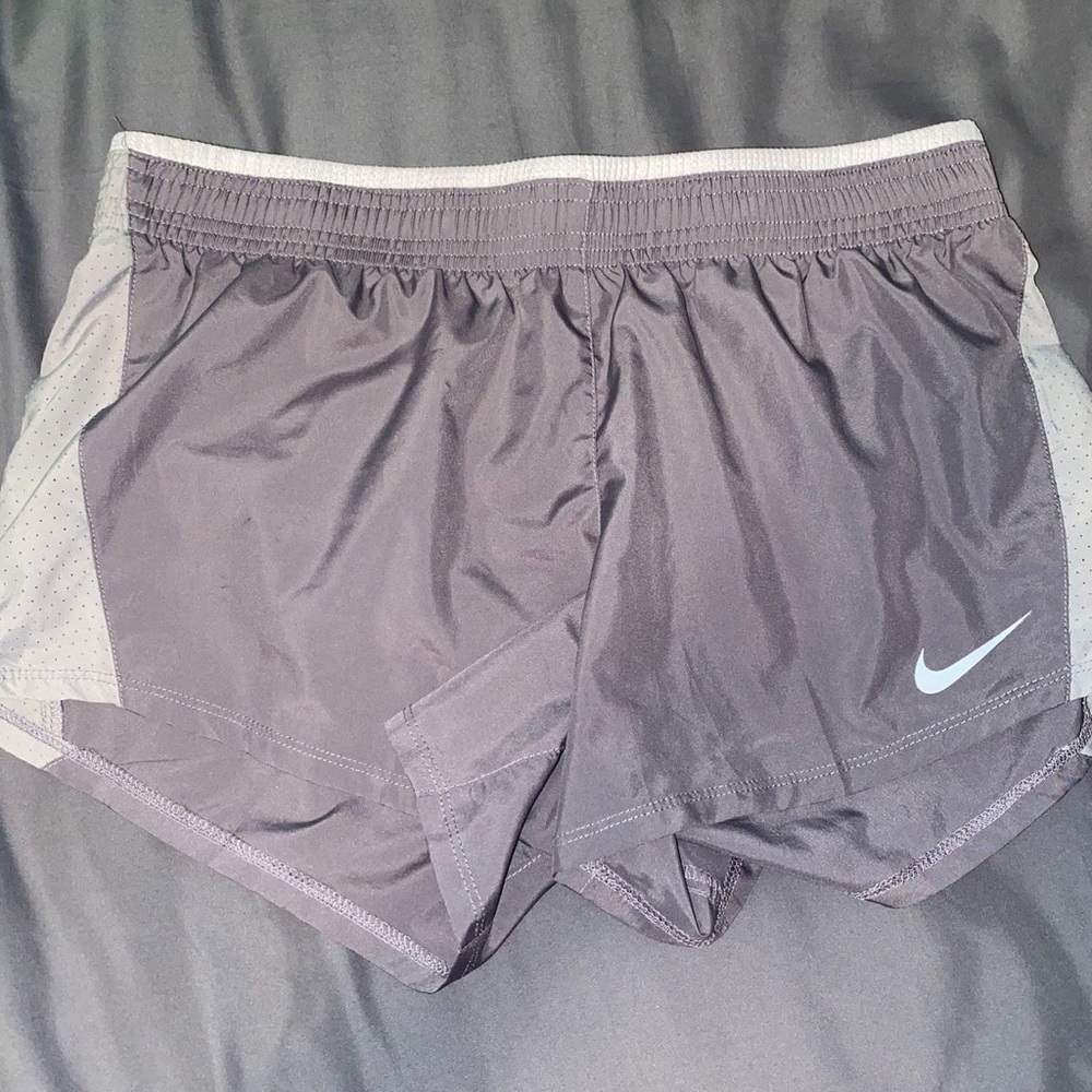 Nike gray shorts